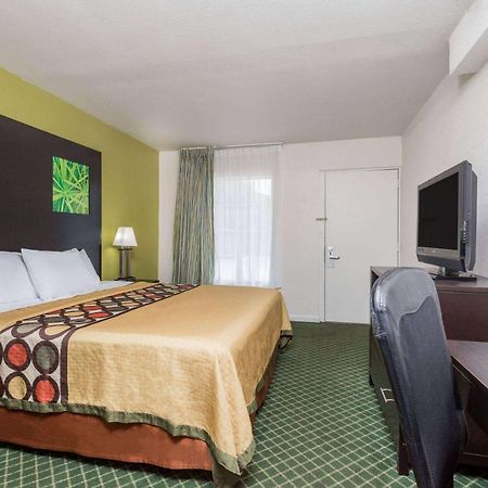 Super 8 By Wyndham Augusta Motel Eksteriør billede
